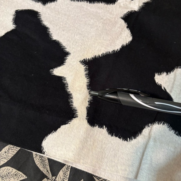Loudmouth Black and White Cow Print Women's Golf Skort Size 10 - Picture 10 of 13
